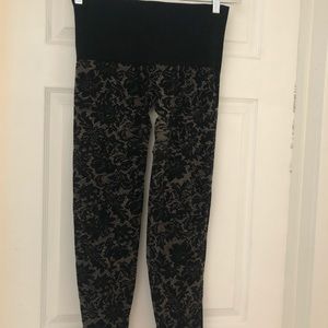 Soma smoothing leggings